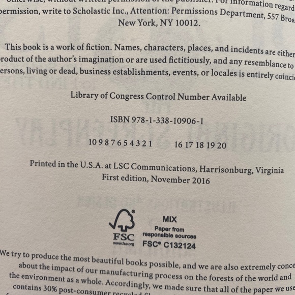 JK Rowling “Fantastic Beasts & where to find them” hardcover. 1st edition - Picture 5 of 7